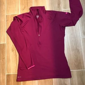 Nike Pro half zip size XL
